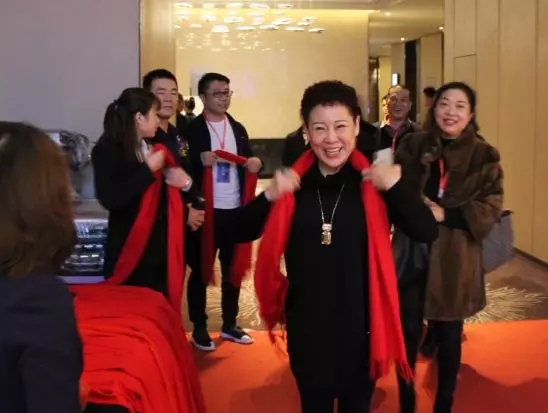 上午彭亮老師帶家人們學(xué)習(xí)新中式文化和現(xiàn)代中式美學(xué)